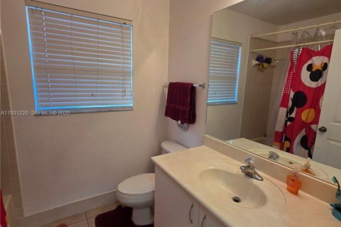 Casa en venta en Homestead, Florida, 3 dormitorios, 124.12 m2 № 1990301 - foto 19