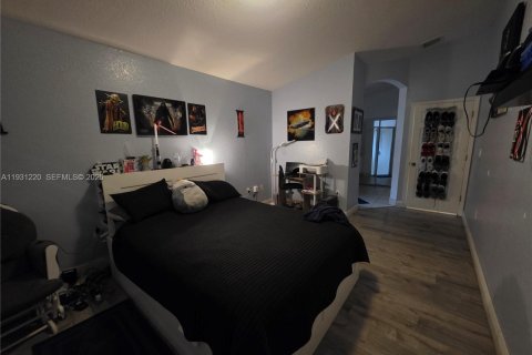 Casa en venta en Homestead, Florida, 3 dormitorios, 124.12 m2 № 1990301 - foto 10