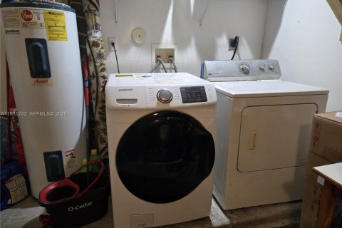 Casa en venta en Homestead, Florida, 3 dormitorios, 124.12 m2 № 1990301 - foto 30