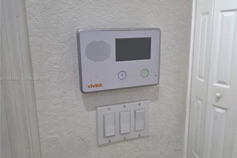 Casa en venta en Homestead, Florida, 3 dormitorios, 124.12 m2 № 1990301 - foto 29