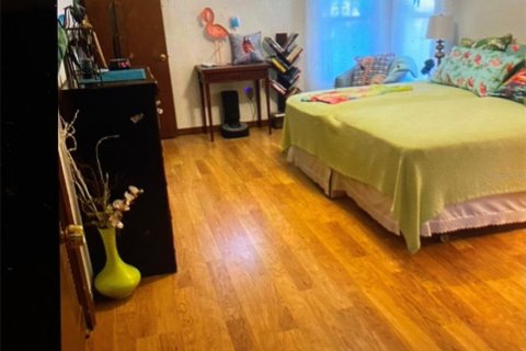 Купить виллу или дом в Дейтона-Бич, Флорида 8 комнат, 152.36м2, № 2218466 - фото 15