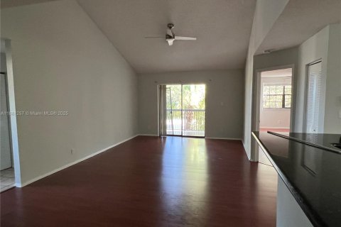Apartamento en alquiler en Coral Springs, Florida, 3 dormitorios, 121.24 m2 № 1924494 - foto 4