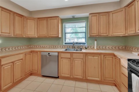 House in DeLand, Florida 3 bedrooms, 169.08 sq.m. № 1680753 - photo 15