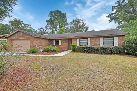 House in DeLand, Florida 3 bedrooms, 169.08 sq.m. № 1680753 - photo 2