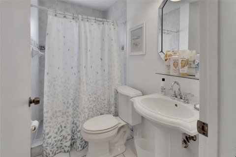 House in DeLand, Florida 3 bedrooms, 169.08 sq.m. № 1680753 - photo 22