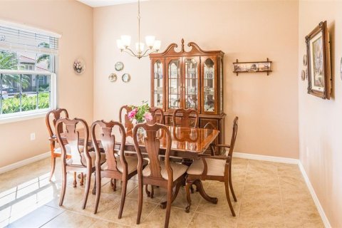 House in Venice, Florida 3 bedrooms, 248.61 sq.m. № 2401210 - photo 8