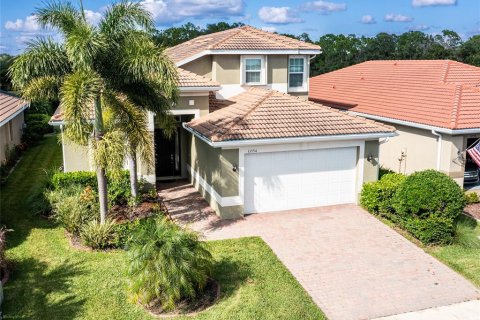 House in Venice, Florida 3 bedrooms, 248.61 sq.m. № 2401210