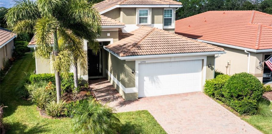 House in Venice, Florida 3 bedrooms, 248.61 sq.m. № 2401210