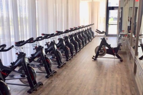 Купить кондоминиум в Дорал, Флорида 1 спальня, 64.85м2, № 2012124 - фото 13