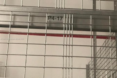 Купить кондоминиум в Дорал, Флорида 1 спальня, 64.85м2, № 2012124 - фото 16