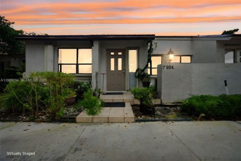 Villa ou maison à Plantation, Floride 2 chambres, 98.66 m2 № 2081289