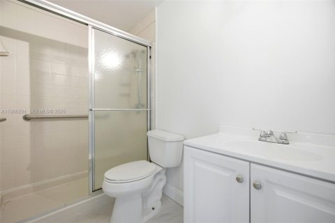 Villa ou maison à vendre à Plantation, Floride: 2 chambres, 98.66 m2 № 2081289 - photo 24