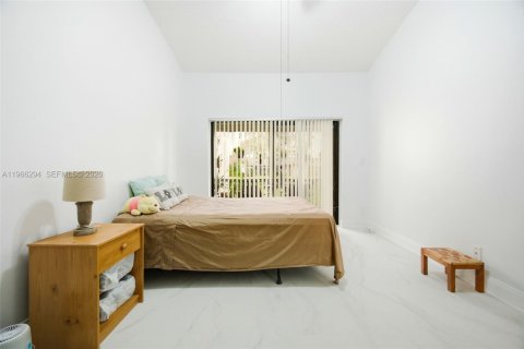 Villa ou maison à vendre à Plantation, Floride: 2 chambres, 98.66 m2 № 2081289 - photo 16