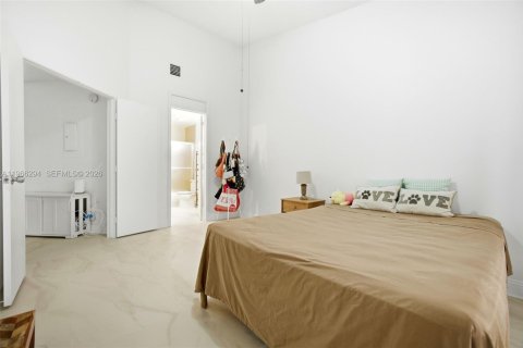 Villa ou maison à vendre à Plantation, Floride: 2 chambres, 98.66 m2 № 2081289 - photo 17