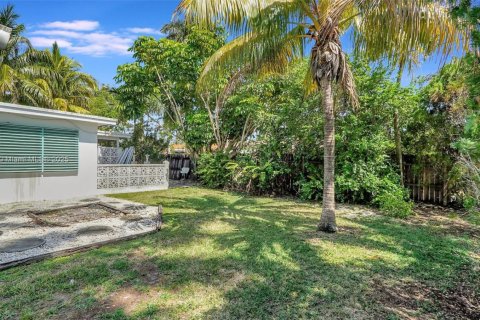 House in Hollywood, Florida 3 bedrooms № 1860261 - photo 30