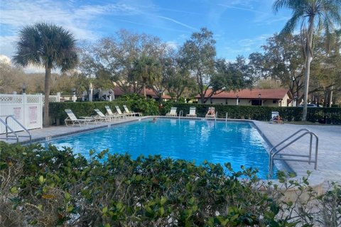 Condo in Palm Harbor, Florida, 2 bedrooms № 2214065 - photo 30