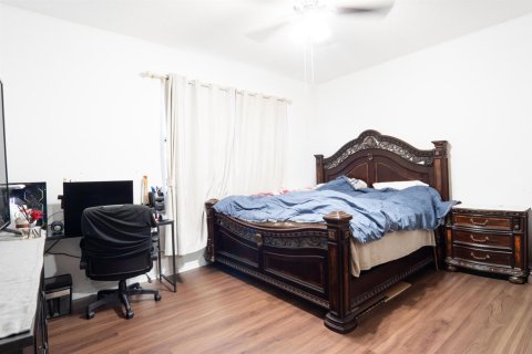 Villa ou maison à vendre à Miramar, Floride: 4 chambres, 162.76 m2 № 2146332 - photo 18