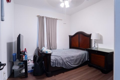 Villa ou maison à vendre à Miramar, Floride: 4 chambres, 162.76 m2 № 2146332 - photo 23