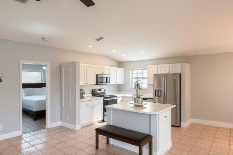 Condo in Port St. Lucie, Florida, 2 bedrooms  № 2083590 - photo 5