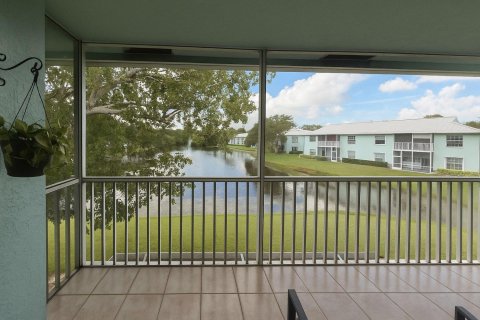 Condo in Port St. Lucie, Florida, 2 bedrooms  № 2083590 - photo 18