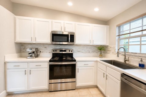 Condo in Port St. Lucie, Florida, 2 bedrooms  № 2083590 - photo 6