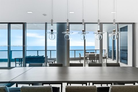 Condominio en venta en Miami Beach, Florida, 6 dormitorios, 723.62 m2 № 2021453 - foto 15