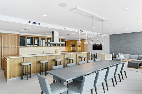 Condominio en venta en Miami Beach, Florida, 6 dormitorios, 723.62 m2 № 2021453 - foto 16