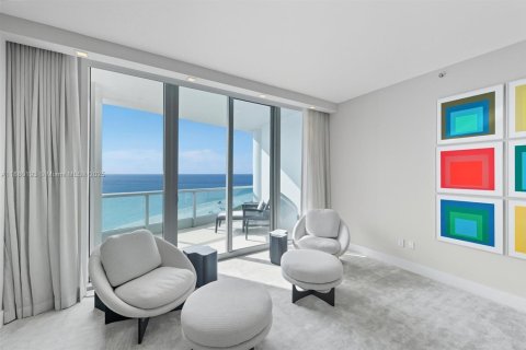 Condominio en venta en Miami Beach, Florida, 6 dormitorios, 723.62 m2 № 2021453 - foto 20