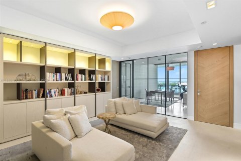 Condominio en venta en Miami Beach, Florida, 6 dormitorios, 723.62 m2 № 2021453 - foto 30
