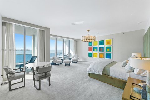 Condominio en venta en Miami Beach, Florida, 6 dormitorios, 723.62 m2 № 2021453 - foto 19