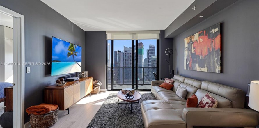 Кондоминиум с 1 спальней в Майами, Флорида № 2005378