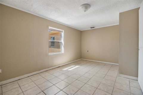 House in Saint Petersburg, Florida 3 bedrooms, 190.73 sq.m. № 1538396 - photo 22