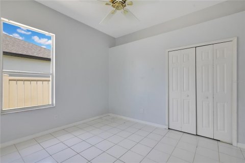 Casa en venta en Davenport, Florida, 4 dormitorios, 232.26 m2 № 2151963 - foto 11