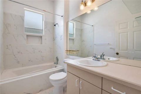 Casa en venta en Davenport, Florida, 4 dormitorios, 232.26 m2 № 2151963 - foto 8