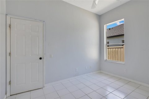 Casa en venta en Davenport, Florida, 4 dormitorios, 232.26 m2 № 2151963 - foto 9