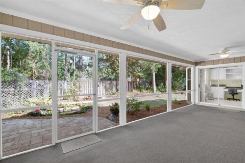 House in Gainesville, Florida 4 bedrooms, 177.44 sq.m. № 2218108 - photo 24