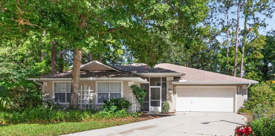 House in Gainesville, Florida 4 bedrooms, 177.44 sq.m. № 2218108