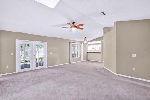 House in Gainesville, Florida 4 bedrooms, 177.44 sq.m. № 2218108 - photo 13