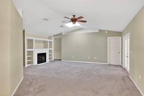 House in Gainesville, Florida 4 bedrooms, 177.44 sq.m. № 2218108 - photo 14