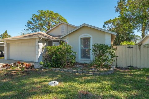 House in Sarasota, Florida 3 bedrooms, 126.16 sq.m. № 2212283