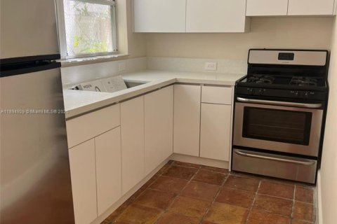 Copropriété à vendre à Miami Beach, Floride: 47.38 m2 № 1950346 - photo 6