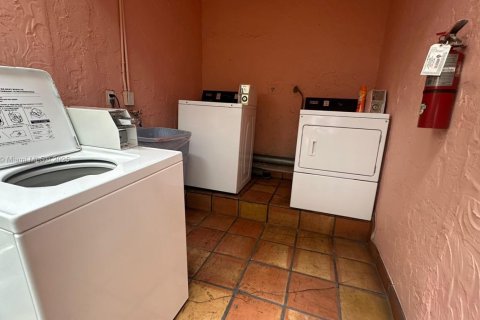 Copropriété à vendre à Miami Beach, Floride: 47.38 m2 № 1950346 - photo 17