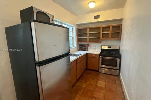 Copropriété à vendre à Miami Beach, Floride: 47.38 m2 № 1950346 - photo 1