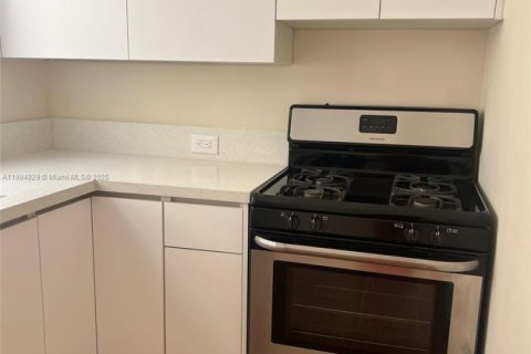 Copropriété à vendre à Miami Beach, Floride: 47.38 m2 № 1950346 - photo 7