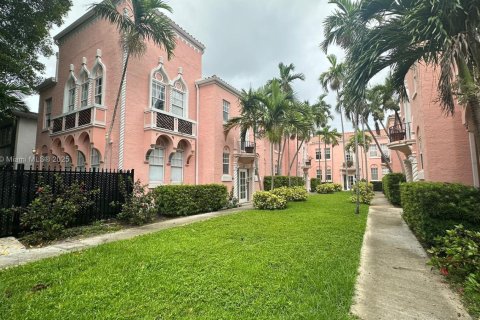 Copropriété à vendre à Miami Beach, Floride: 47.38 m2 № 1950346 - photo 4