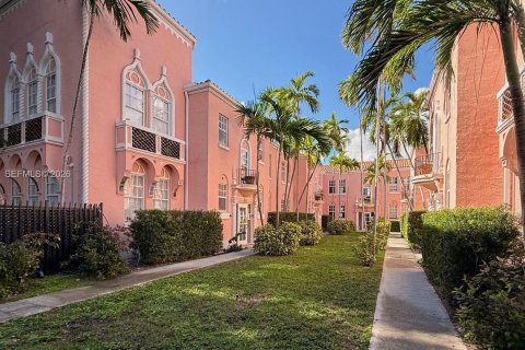 Copropriété à vendre à Miami Beach, Floride: 47.38 m2 № 1950346 - photo 23
