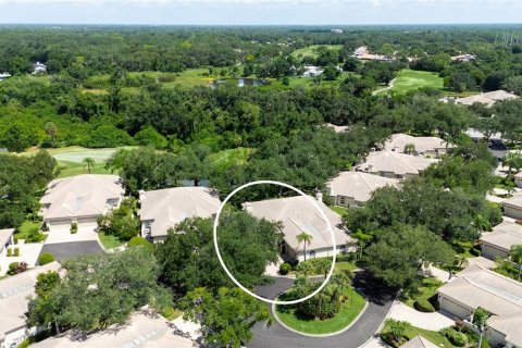 House in Sarasota, Florida 3 bedrooms, 172.43 sq.m. № 2259096