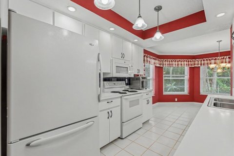 Купить виллу или дом в Нью-Порт-Ричи, Флорида 7 комнат, 154.4м2, № 2147479 - фото 14