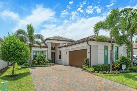 Villa ou maison à vendre à Boynton Beach, Floride: 3 chambres, 206.8 m2 № 2276449 - photo 2