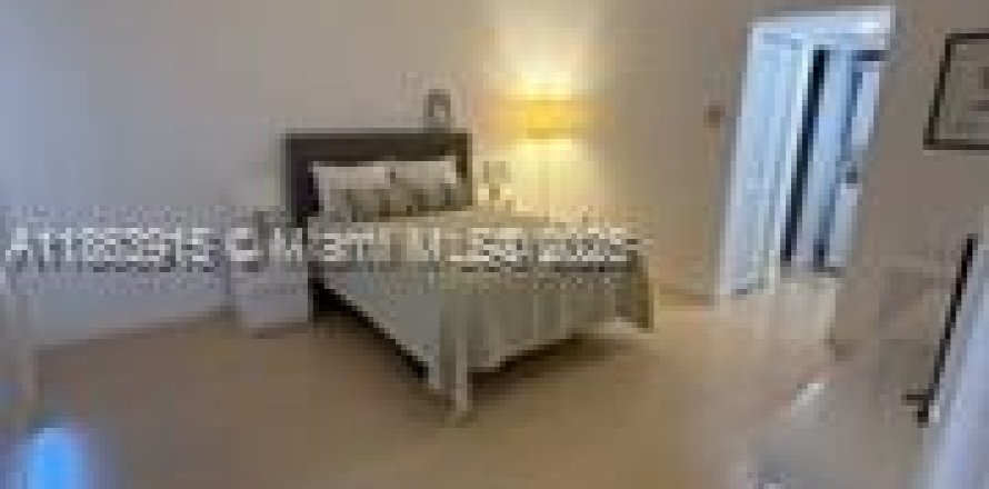 Adosado en Key Biscayne, Florida 1 dormitorio, 72.09 m2 № 1897570